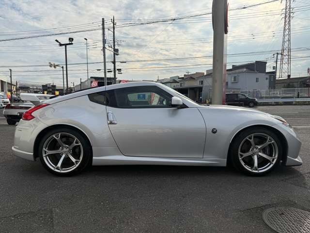 日産 フェアレディＺ ３．７ バージョン ニスモ H22年 (関東) 99