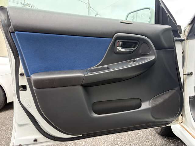 スバル インプレッサ ２．０ ＷＲＸ リミテッド ４ＷＤ H14年 (関東) 99