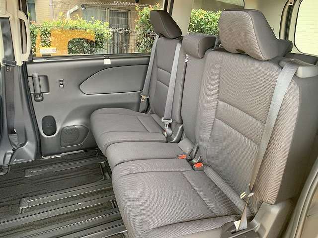 日産 セレナ ２．０ Ｘ Ｖセレクション H30年 (関東) 99