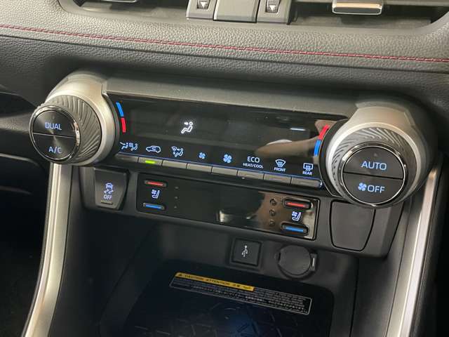 トヨタ ＲＡＶ４　ＰＨＶ ２．５ ブラック トーン Ｅ－ＦＯＵＲ ４ＷＤ R2年 (甲信越・北陸) 99