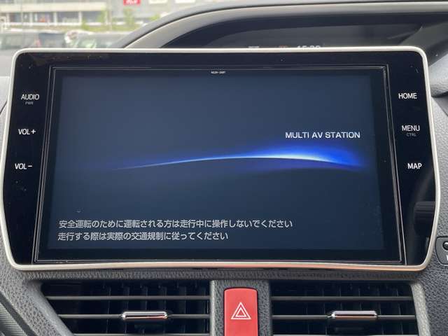 トヨタ ヴォクシー １．８ ハイブリッド ＺＳ 煌ＩＩＩ R3年 (近畿) 99
