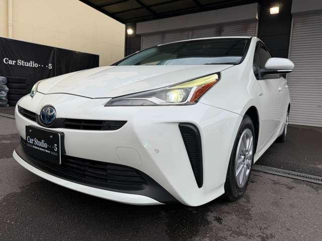 トヨタ プリウス １．８ Ｓ R1年 (近畿) 99
