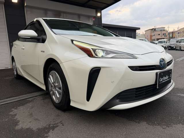 トヨタ プリウス １．８ Ｓ R1年 (近畿) 99