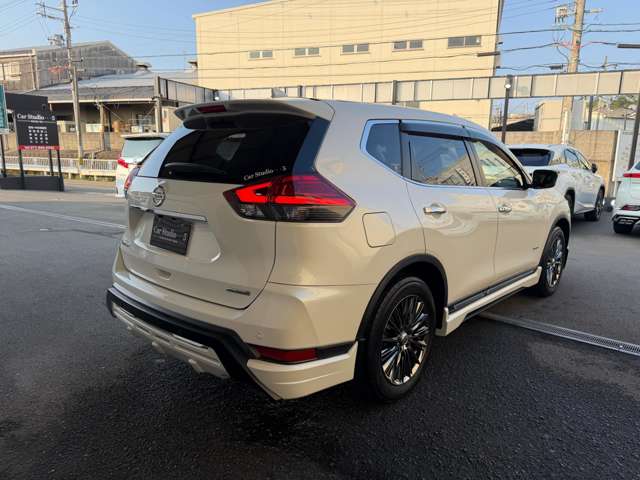 日産 エクストレイル　ハイブリッド ２．０ ２０Ｘ ハイブリッド H30年 (近畿) 99