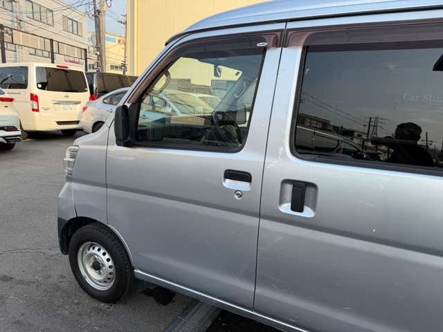 ダイハツ ハイゼットカーゴ ６６０ デラックス ハイルーフ H30年 (近畿) 99