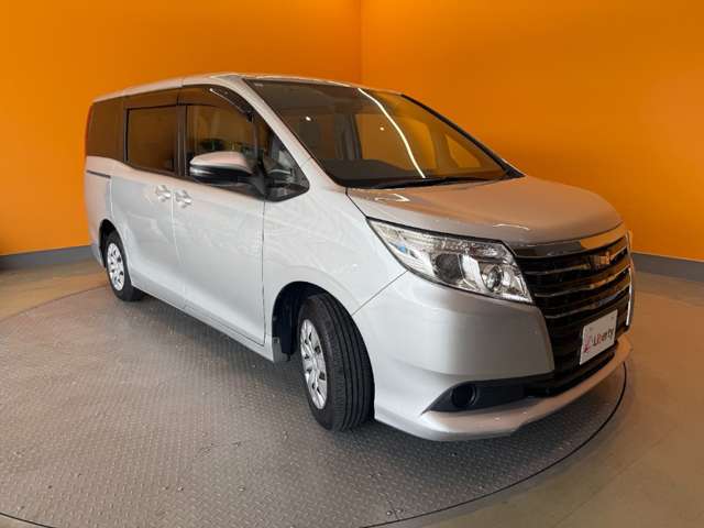 トヨタ ノア ２．０ Ｘ Ｖパッケージ H27年 (近畿) 99