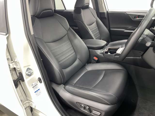 トヨタ ＲＡＶ４ ２．０ Ｇ ４ＷＤ R2年 (近畿) 99