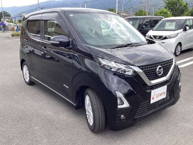 日産 デイズ ６６０ ハイウェイスターＸ R4年 (近畿) 99