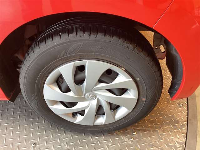 トヨタ ヤリス １．０ Ｇ R5年 (近畿) 99