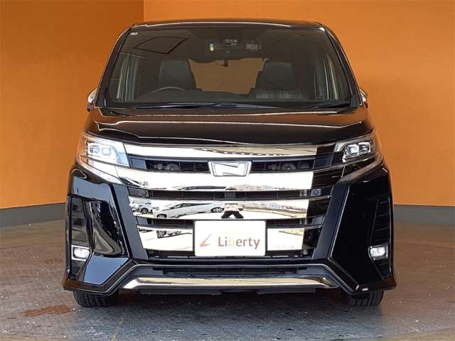 トヨタ ノア ２．０ ＳＩ ＷＸＢＩＩ R1年 (近畿) 99