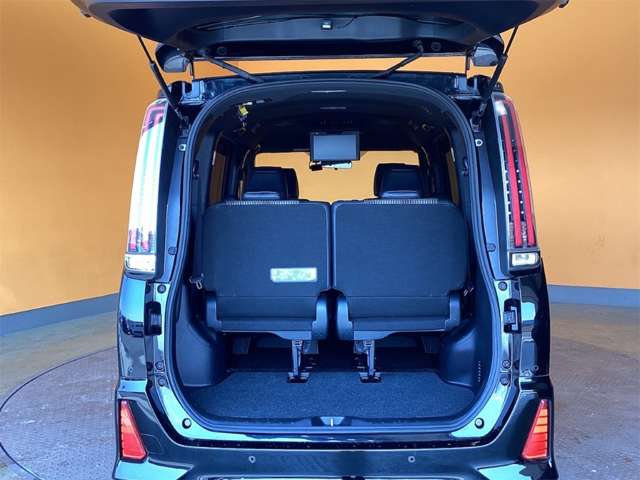 トヨタ ノア ２．０ ＳＩ ＷＸＢＩＩ R1年 (近畿) 99