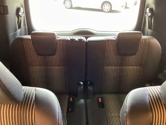 トヨタ ノア ２．０ ＳＩ ＷＸＢＩＩ R1年 (近畿) 99
