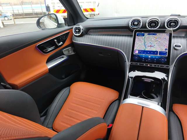 メルセデスベンツ ＧＬＣクラス ２２０ Ｄ ４マチック （ＩＳＧ） ＡＭＧラインパッケージ ディーゼルターボ４ＷＤ ＭＰ２０２５０２ R7年 (近畿) 99