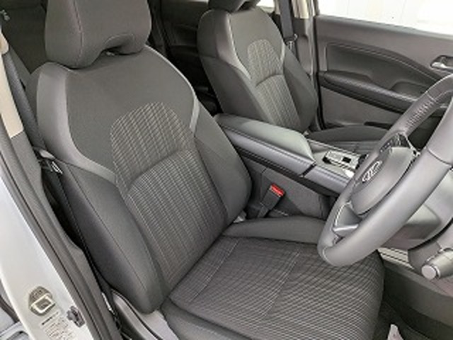 日産 ノート １．２ Ｘ ＦＯＵＲ ４ＷＤ R7年 (東北) 99