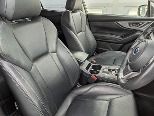 スバル インプレッサスポーツ １．６ Ｉ－Ｓ アイサイト ４ＷＤ R2年 () 99