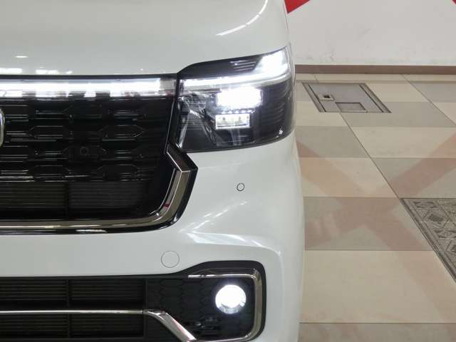 ホンダ Ｎ　ＢＯＸ カスタム ６６０ コーディネートスタイル モノトーン ４ＷＤ R8年 (東北) 99