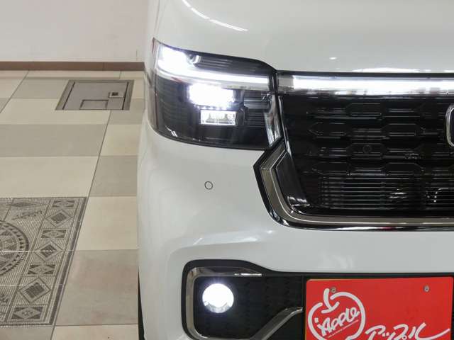 ホンダ Ｎ　ＢＯＸ カスタム ６６０ コーディネートスタイル モノトーン ４ＷＤ R8年 (東北) 99
