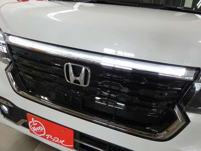ホンダ Ｎ　ＢＯＸ カスタム ６６０ コーディネートスタイル モノトーン ４ＷＤ R8年 (東北) 99