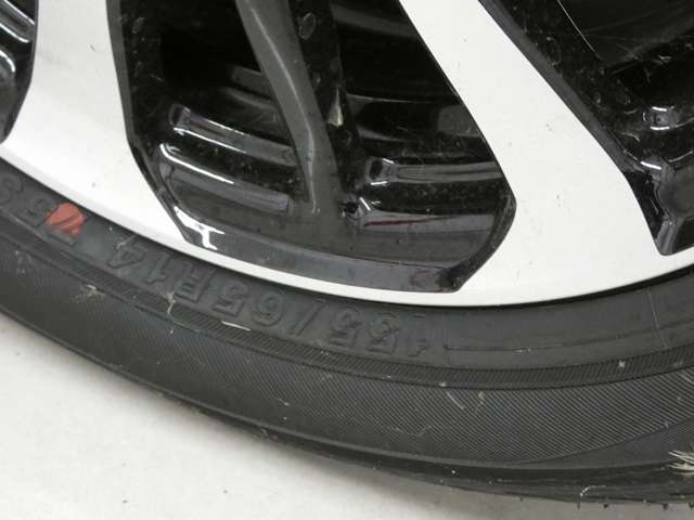 ホンダ Ｎ　ＢＯＸ カスタム ６６０ コーディネートスタイル モノトーン ４ＷＤ R8年 (東北) 99