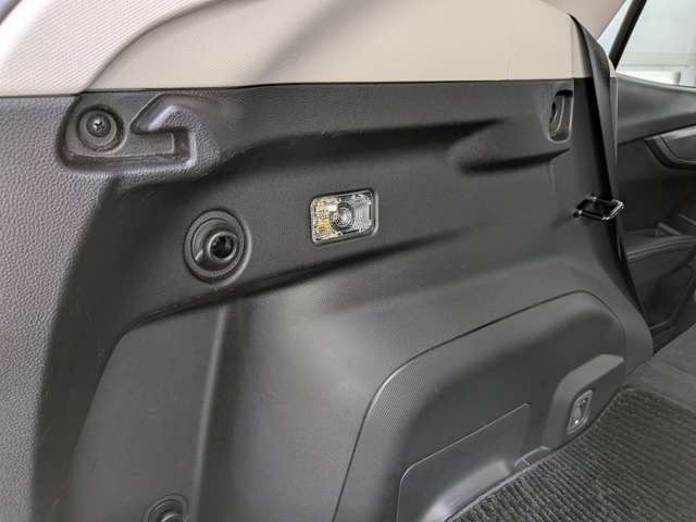 スバル インプレッサスポーツ ２．０ Ｉ－Ｌ アイサイト ４ＷＤ R1年 (東北) 99