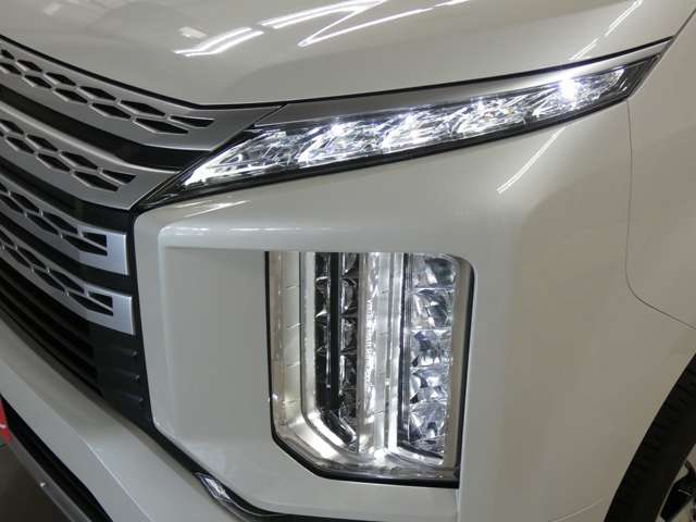 三菱 デリカ　Ｄ：５ ２．２ Ｇ パワーパッケージ ディーゼルターボ ４ＷＤ R3年 (東北) 99