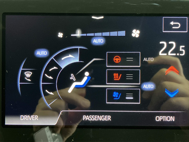 トヨタ クラウン　ハイブリッド ハイブリッド ２．５ Ｇ H30年 (近畿) 99