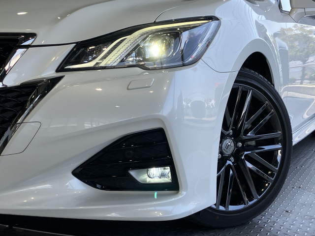 トヨタ クラウンアスリート ２．０ Ｇ－Ｔ H28年 (近畿) 99