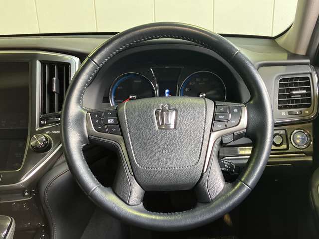 トヨタ クラウン　ハイブリッド ハイブリッド ２．５ Ｇ ＦＯＵＲ ４ＷＤ H26年 (近畿) 99