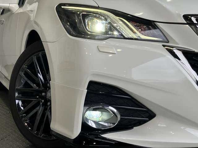 トヨタ クラウンアスリート ２．０ Ｇ－Ｔ H28年 (近畿) 99
