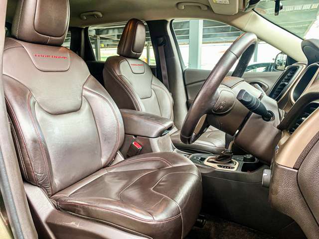 ジープ チェロキー ウォーリアー ４ＷＤ H26年 (関東) 99