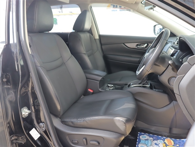 日産 エクストレイル ２．０ ２０ＸＩ Ｖセレクション ３列車 ４ＷＤ R3年 () 99