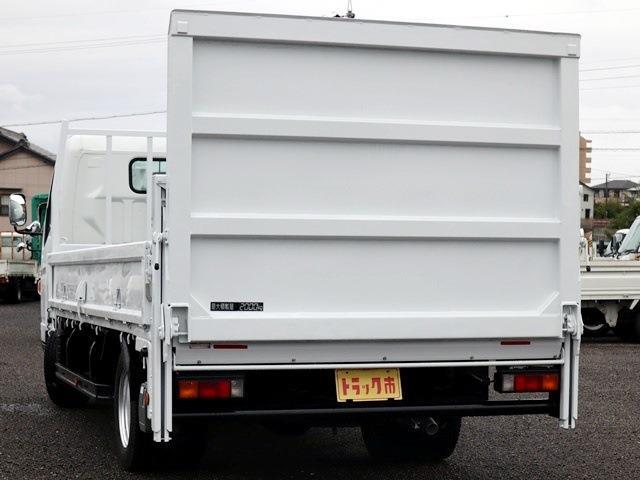 三菱フソウ キャンター 垂直式パワーゲート 平ボディ 積載２Ｔ H30年 (東海) 99