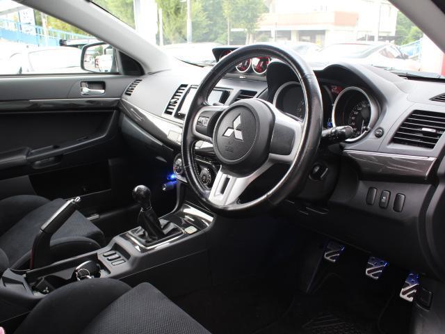 三菱 ランサー ２．０ ＧＳＲ Ｘ ４ＷＤ H23年 (東海) 99