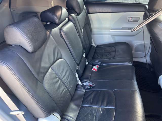 トヨタ プリウスΑ １．８ Ｓ ツーリングセレクション H23年 (関東) 99
