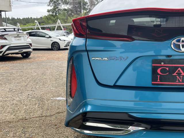 トヨタ プリウスＰＨＶ １．８ Ｓ ナビパッケージ H29年 (関東) 99