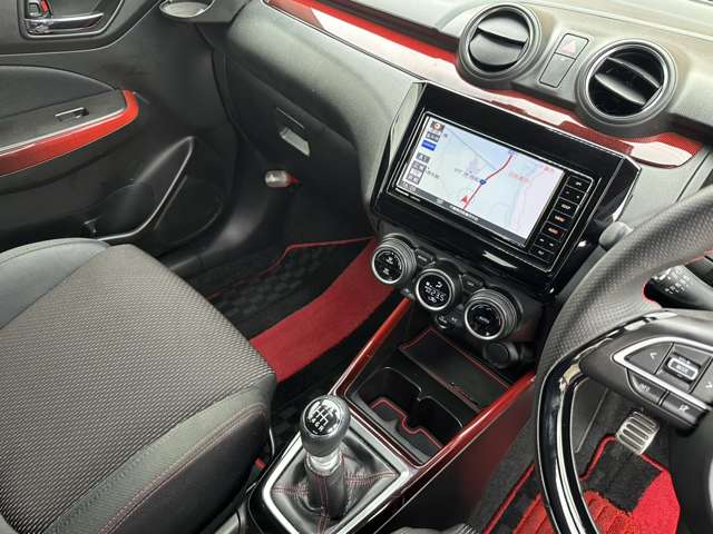 スズキ スイフト スポーツ １．４ セーフティパッケージ装着車 R1年 (関東) 99