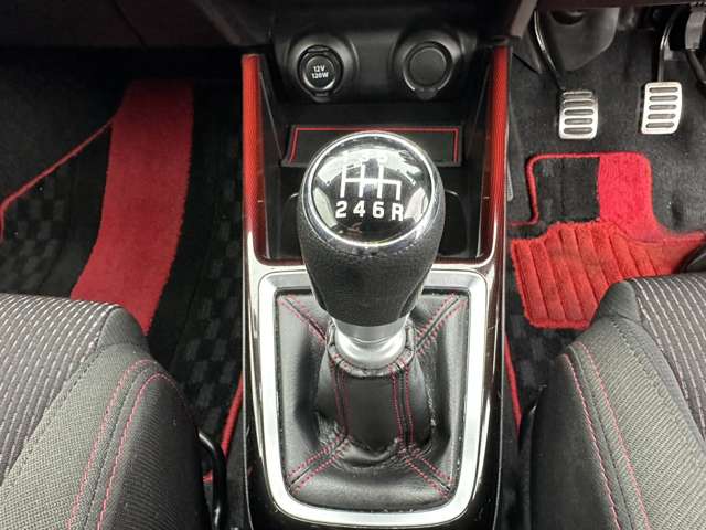 スズキ スイフト スポーツ １．４ セーフティパッケージ装着車 R1年 (関東) 99