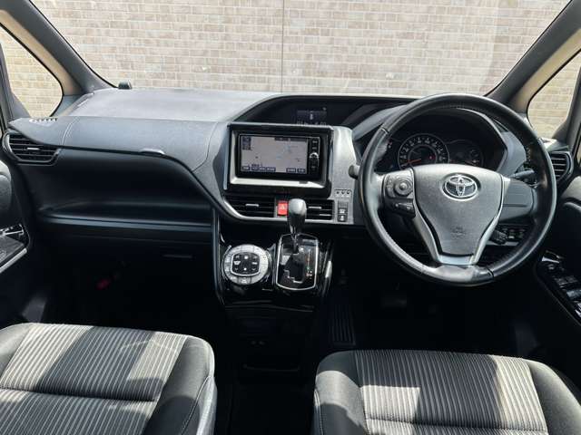 トヨタ ヴォクシー ２．０ ＺＳ H29年 (関東) 99