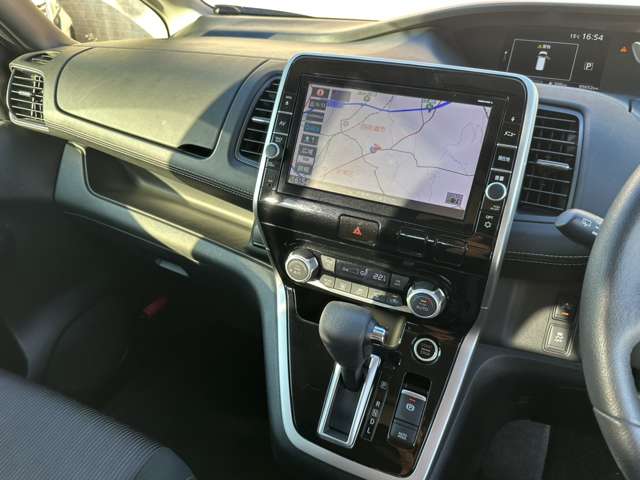 日産 セレナ ２．０ ハイウェイスター プロパイロット エディション H28年 (関東) 99