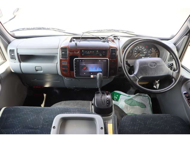 トヨタ カムロード ナッツＲＶ H28年 () 99
