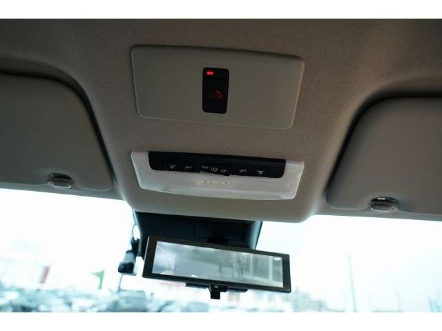 日産 ノートオーラ １．２ Ｇ レザーエディション R4年 () 99