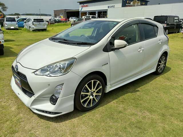 トヨタ アクア １．５ Ｓ H26年 (関東) 99
