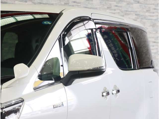 トヨタ ヴェルファイア　ハイブリッド ハイブリッド ２．５ ＺＲ Ｅ－ＦＯＵＲ ４ＷＤ H30年 (関東) 99