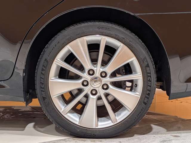 トヨタ クラウン　ハイブリッド ３．５ スペシャルエディション H21年 (関東) 99