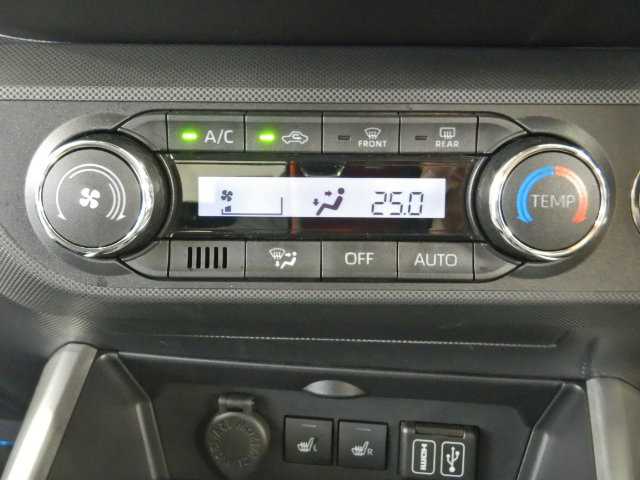 ダイハツ ロッキー １．２ プレミアム Ｇ ＨＥＶ R6年 (九州・沖縄) 99