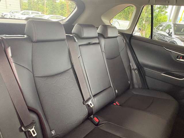 トヨタ ＲＡＶ４ ２．５ ハイブリッド アドベンチャー オフロード パッケージＩＩ Ｅ－ＦＯＵＲ ４ＷＤ R7年 () 99