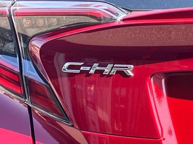 トヨタ Ｃ−ＨＲ ハイブリッド １．８ Ｇ ＬＥＤ エディション H30年 (九州・沖縄) 99
