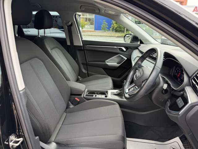 アウディ Ｑ３ ３５ ＴＦＳＩ アドバンスト R2年 (東海) 99
