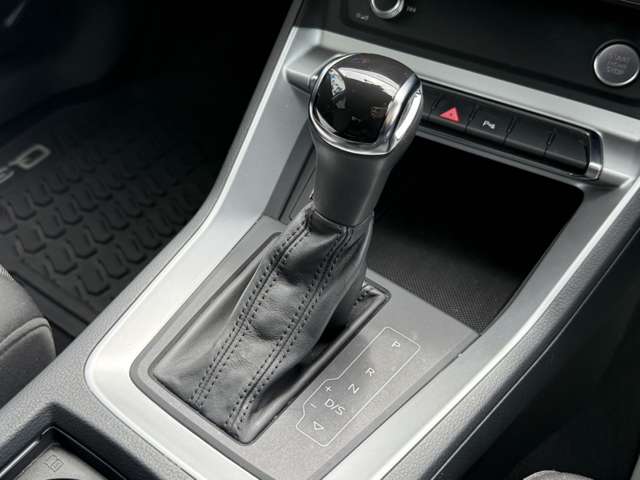 アウディ Ｑ３ ３５ ＴＦＳＩ アドバンスト R2年 (東海) 99