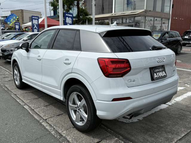 アウディ Ｑ２ １．０　ＴＦＳＩ　スポーツ H29年 (東海) 99